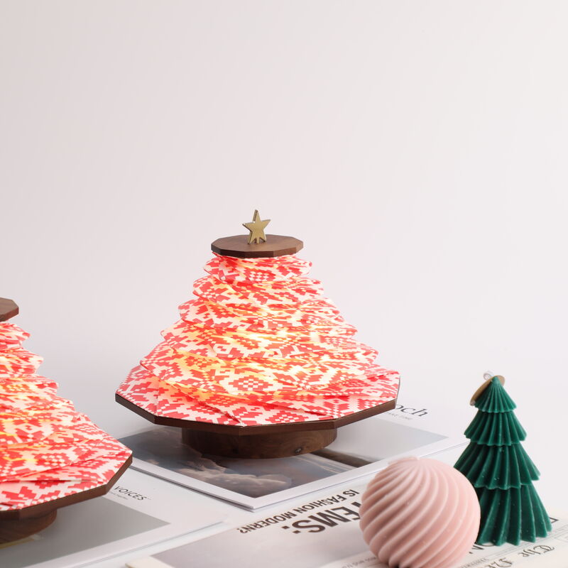 Lampada a forma di albero di Natale in carta Tyvek pieghevole per decorazioni domestiche