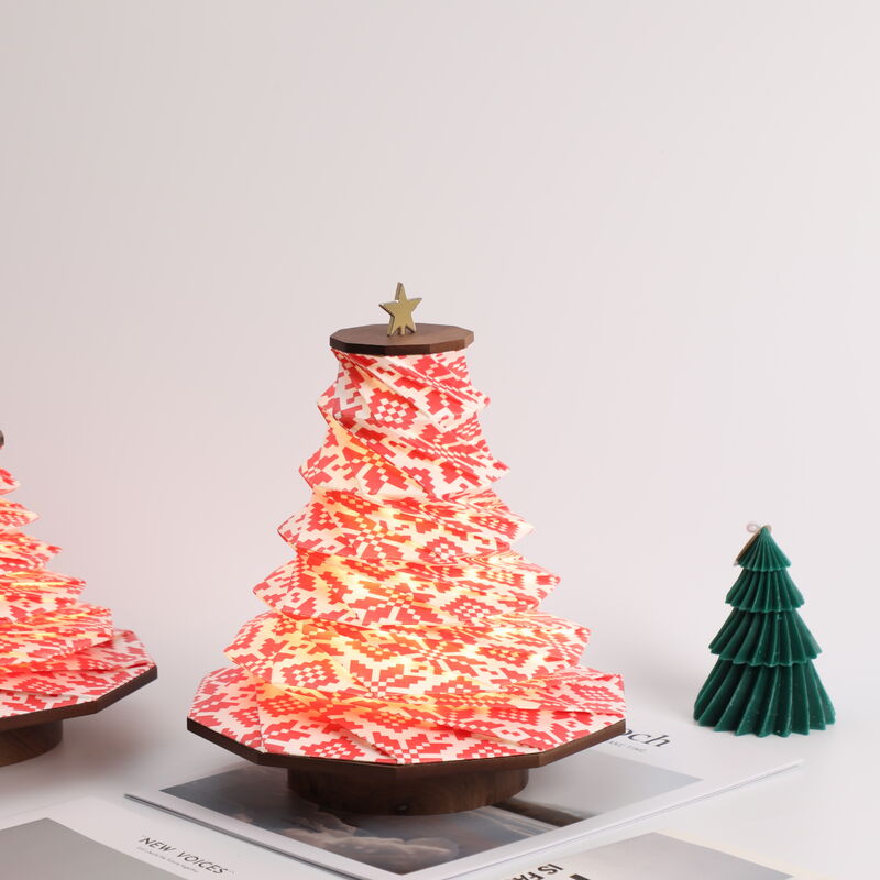 Lampada a forma di albero di Natale in carta Tyvek pieghevole per decorazioni domestiche